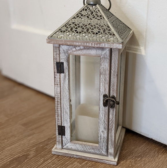 Farmhouse Rustic Lantern - Picture 2 of 7